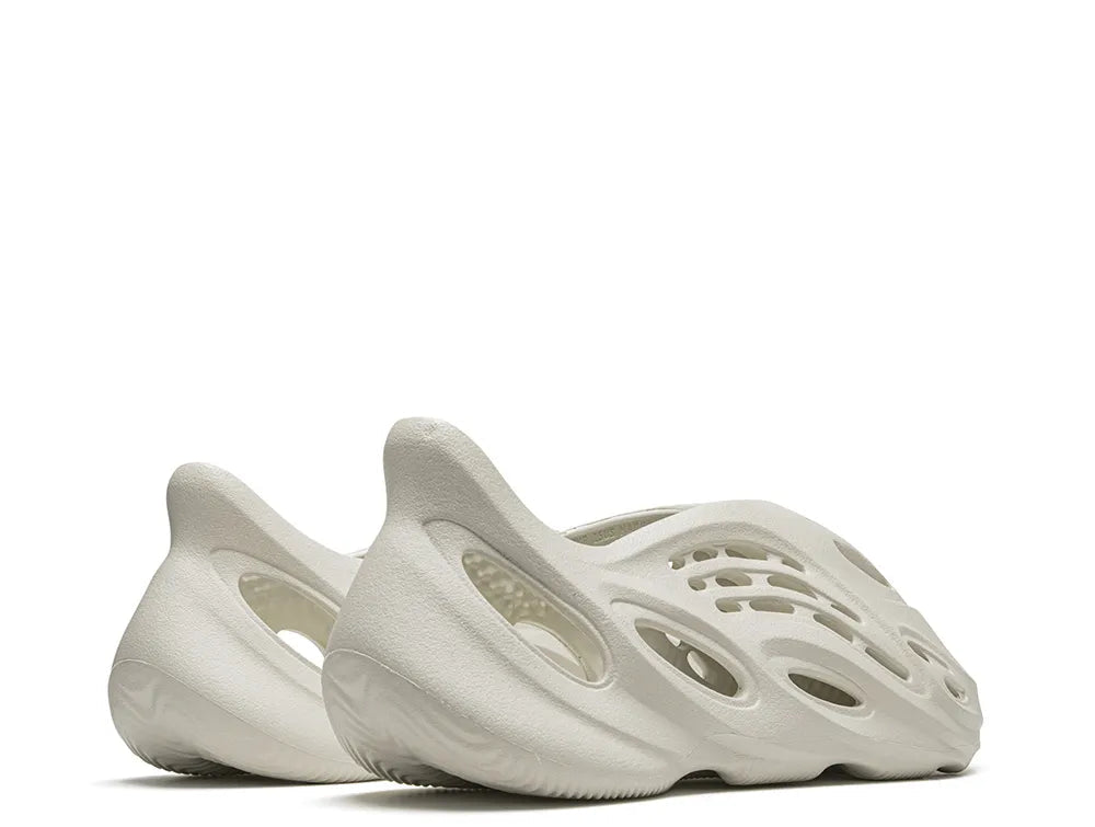 Yeezy Foam Runner "Sand"