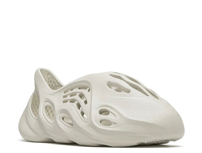 Yeezy Foam Runner "Sand"